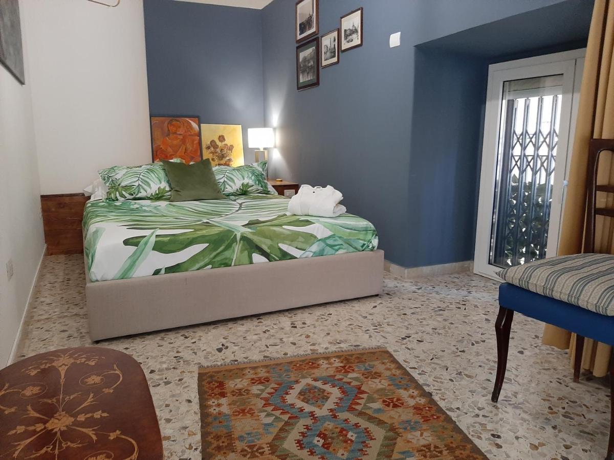 Casa Famoso Villa Catania Luaran gambar