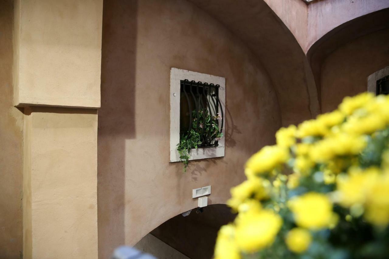 Casa Famoso Villa Catania Luaran gambar
