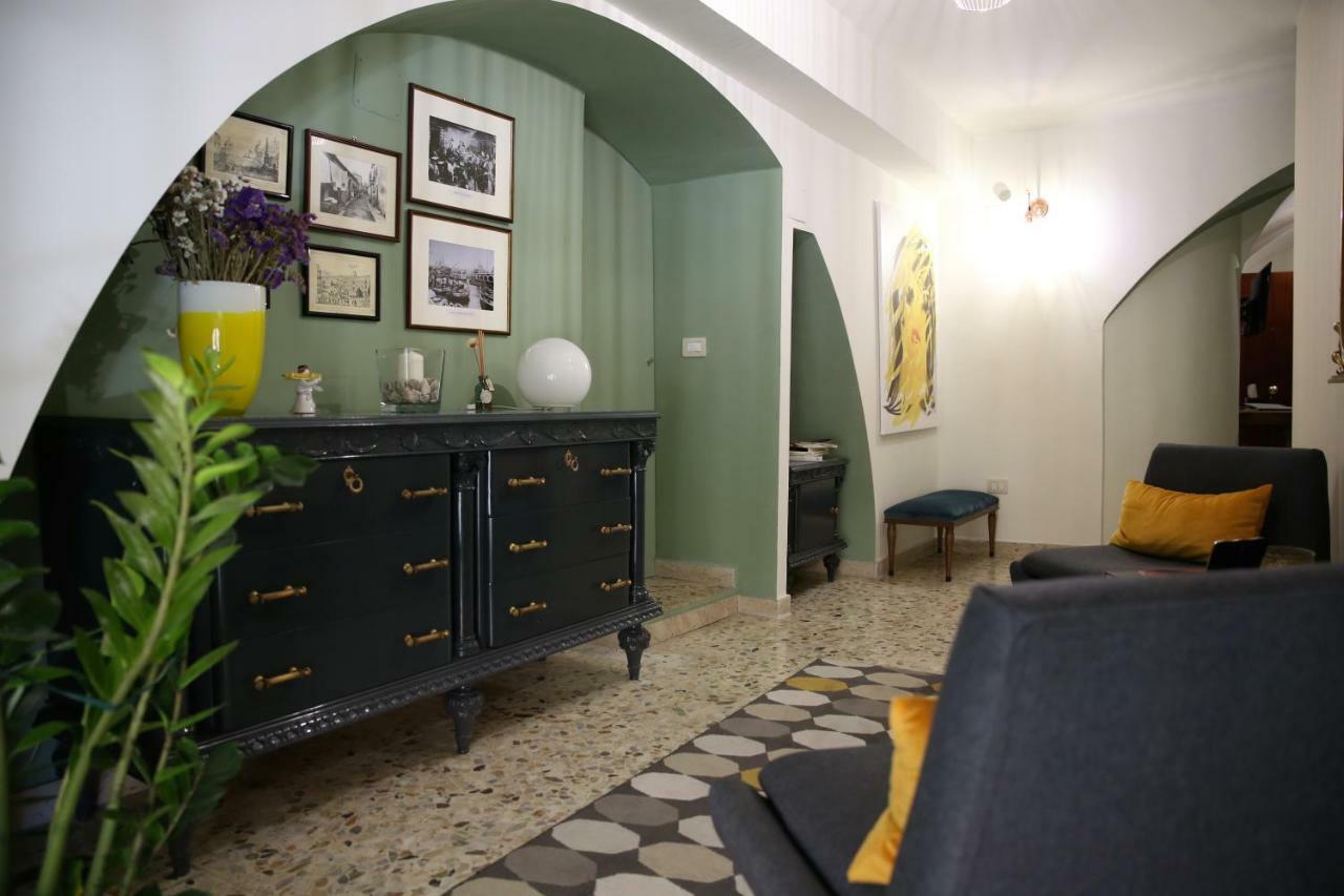 Casa Famoso Villa Catania Luaran gambar
