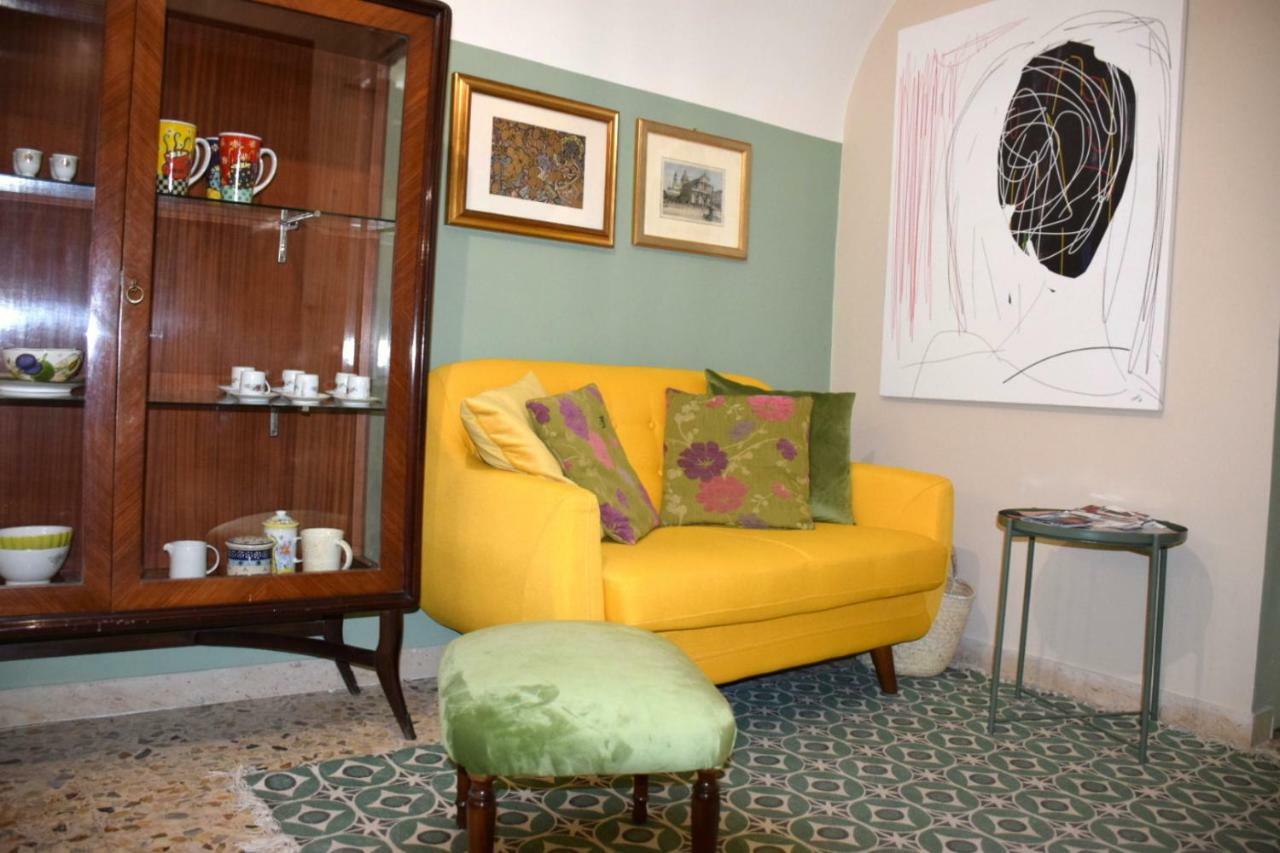 Casa Famoso Villa Catania Luaran gambar